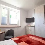 Goscinne Wojtek - 5 Minut Do Plazy *