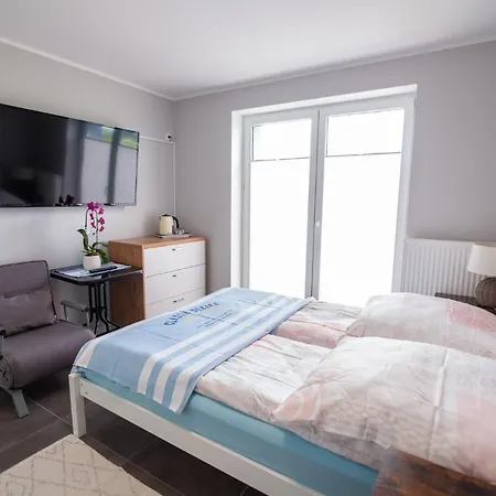 Проживание в семье Goscinne Wojtek - 5 Minut Do Plazy *